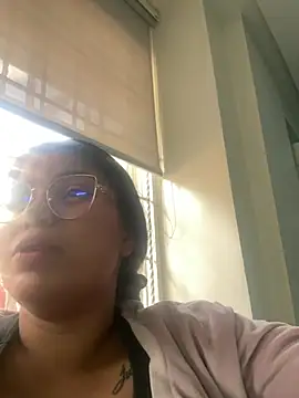 ValentinaBreats' Live XXX Chat