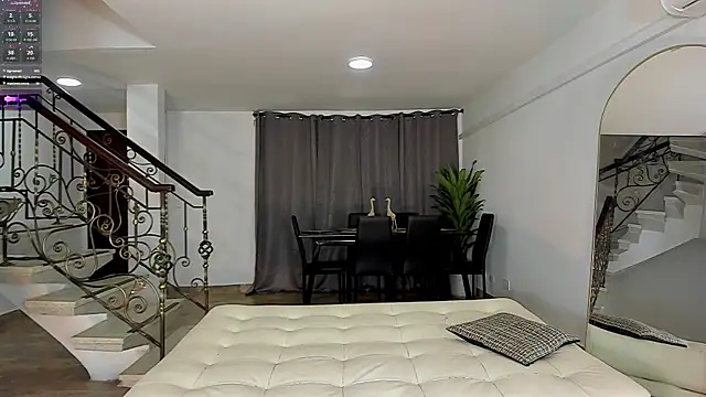 Charming_lovers2 live XXX chat