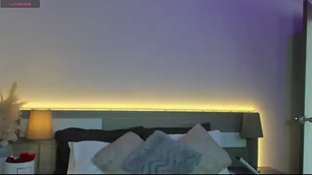 צ'אט XXX בשידור חי של ZarahFoxx