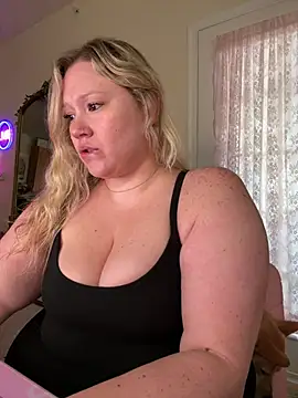 PiggyRose's Live XXX Chat