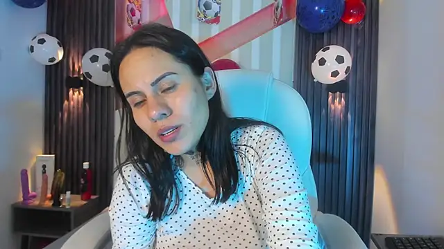 MadisonYoung000 Webcam Show