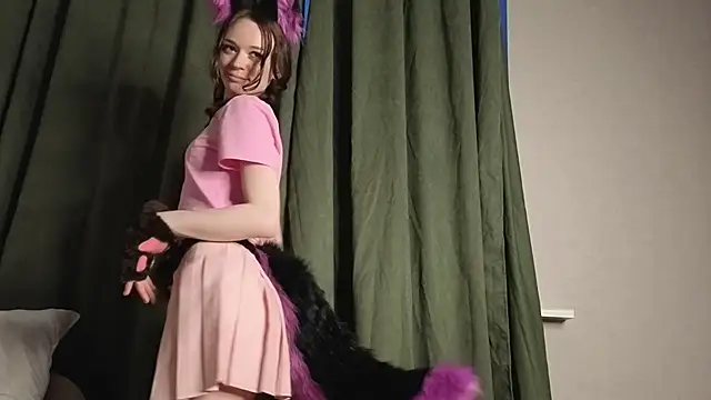 XXX chat uživo modela InesWiltse