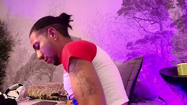 Czat XXX na żywo – Milan_coopers