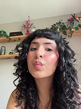 SugarTroubl33 Live XXX Chat