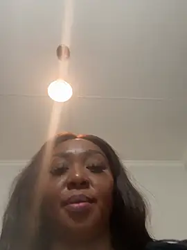 Bootyliciouse21X Live XXX Chat