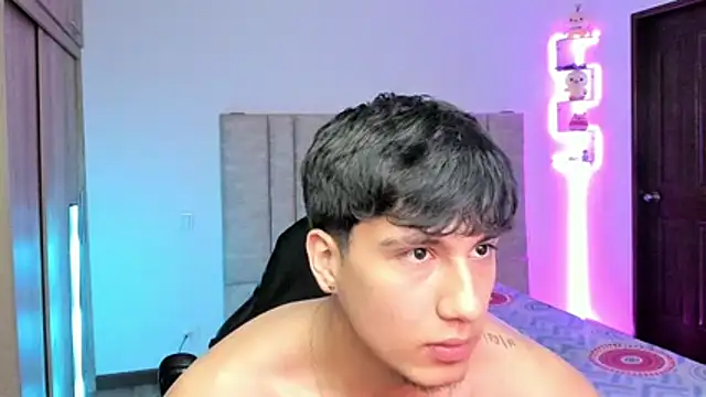 CHRIS_MORGAN1 live XXX chat