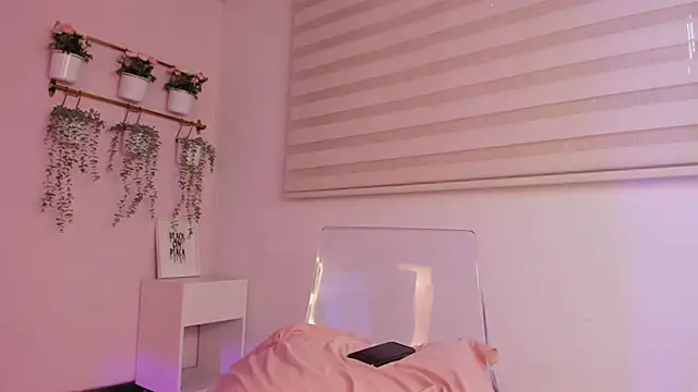 Lummii_ Live XXX Chat