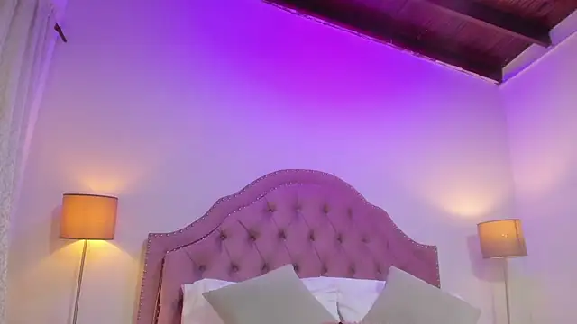 Mia_Culpa Live XXX Chat