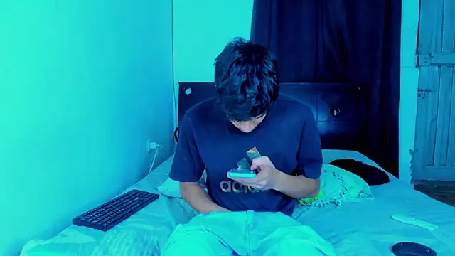 Chat +18 de Dimitrixxx__ ao vivo