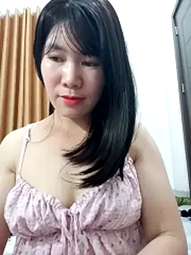 Bondgirl_9 在線直播表演