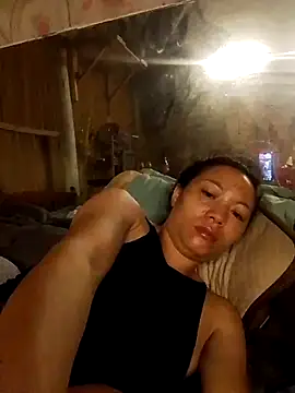 Lucky-688 Obrolan Langsung XXX