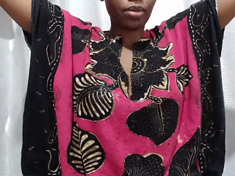 black___ghodess Adlı Modelin Canlı XXX Sohbeti