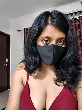 Cute-Maanvi Webcam Show
