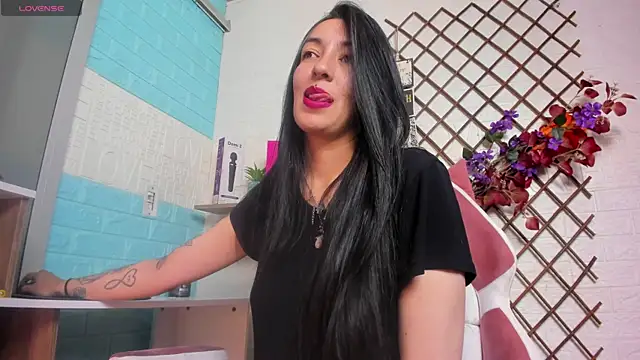 XXX chat uživo modela SALOME_KORLAND
