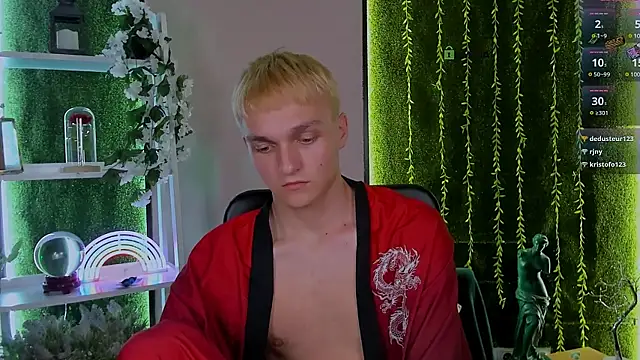 john_lik Adlı Modelin Canlı XXX Sohbeti