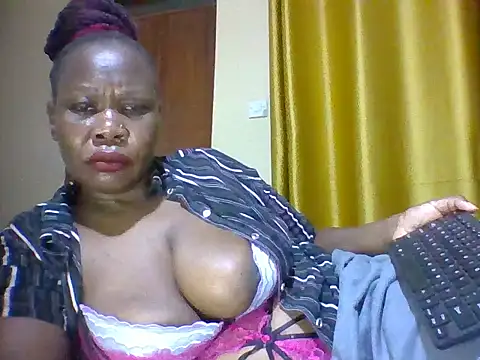 smileyboobs XXX чат на живо