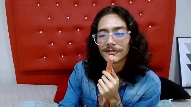 Show de bigcock_robert na webcam
