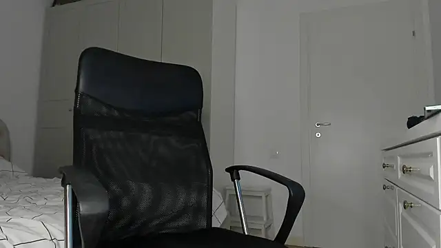 cloudymastersss 라이브 XXX 채팅