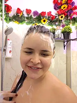 SeleneLuminari8 Adlı Modelin Canlı XXX Sohbeti
