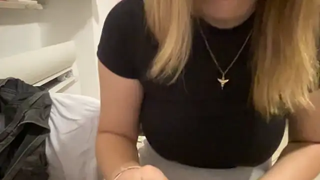 HoneyDrip_1 Live XXX-Chat