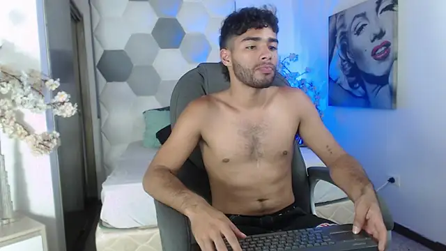 AlejandroGreco – Naživo XXX chat