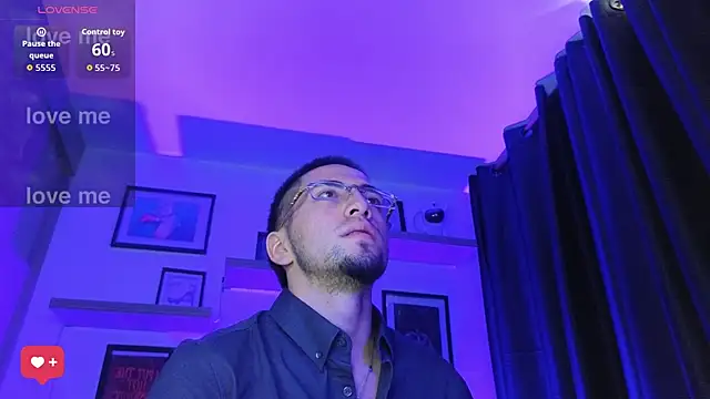 AresMassimoX Adlı Modelin Canlı XXX Sohbeti