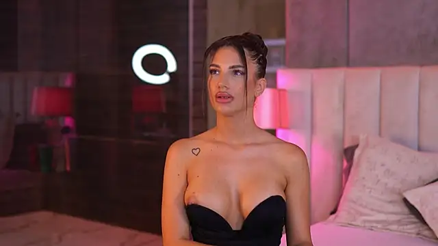 RaisaKali Chat XXX live