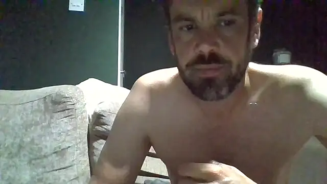 Živý XXX chat tall_dark_handsome