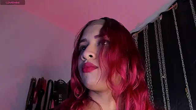 Chat +18 de charrlotte_quinn ao vivo