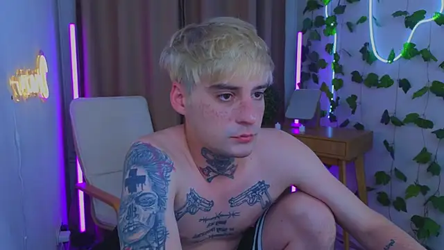 drillfi11 Live XXX Chat