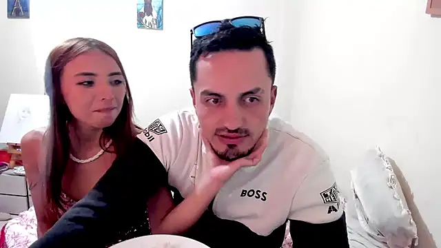 chris_megandoll Live XXX Chat
