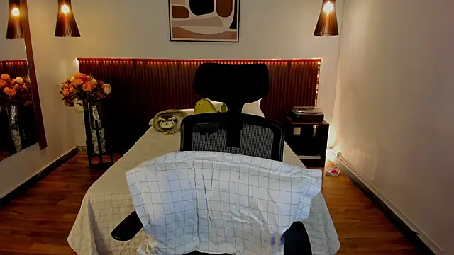 KatherineBond's Live XXX Chat