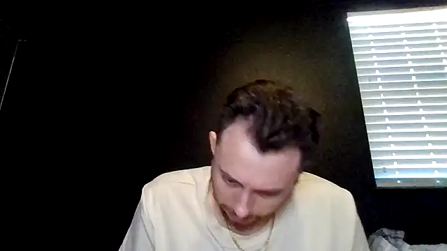 צ'אט XXX בש ידור חי של Mikecloudyhawk