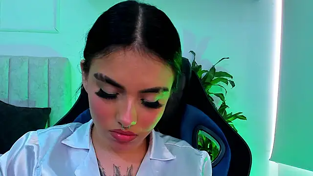 isabella_hvn Live XXX chat
