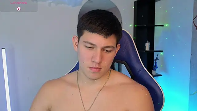 JamesCr_ – Naživo XXX chat
