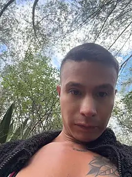 Czat XXX na żywo – DominickSullivan