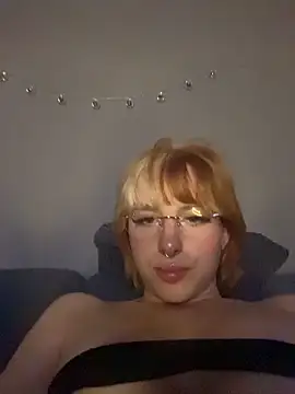 Webkamerová show MikaScarlet