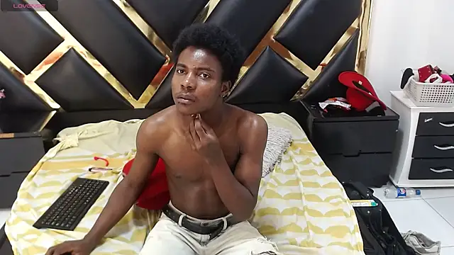 צ'אט XXX בשידור חי של NoahJhonson69