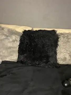 Hot_Mess18 élő XXX-chatje