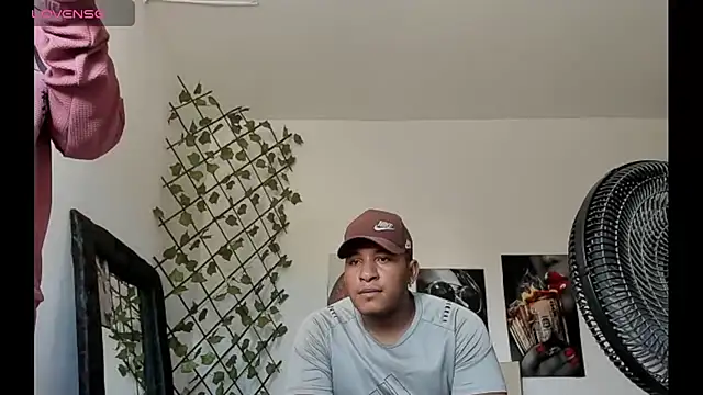 Chat XXX Live ARTHUR_MINI