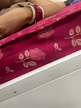 Phardra881's Live XXX Chat