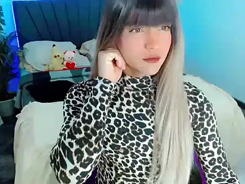 Chat +18 de ZoeSchmmit ao vivo