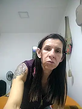 Czat XXX na żywo – Cameron_puppy