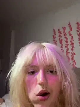 KimiSakura Live XXX Chat