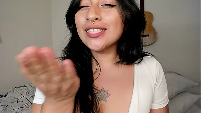Chat XXX en directo de LisaHadwin