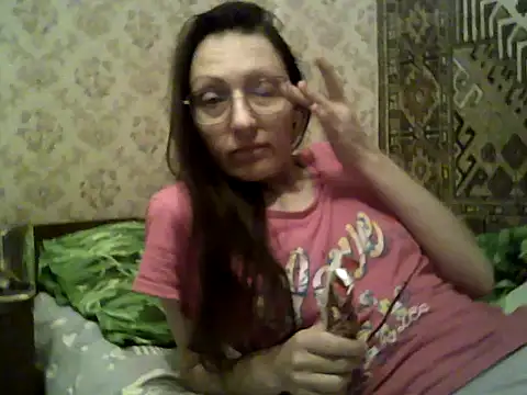 FayInessaKiss Live XXX-Chat