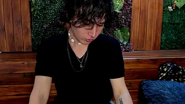 Brunodeluca_ Live XXX-chat