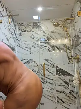Chatroom XXX en direct de IronDaddyX