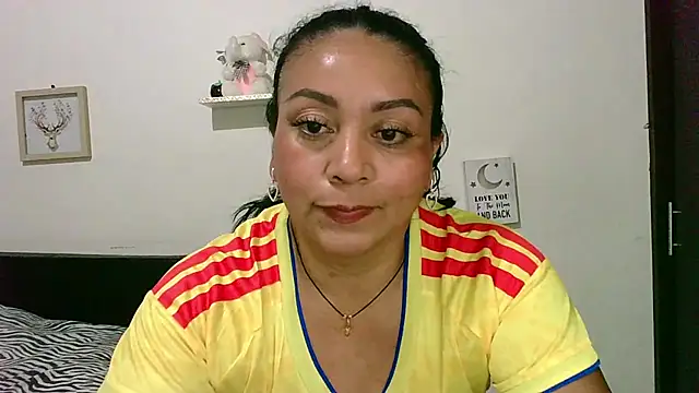 zaray_bella Chat XXX in diretta