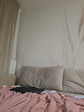 Lokomo32's Live XXX Chat
